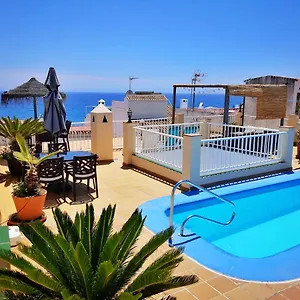 Carabeo Playa Apartamento Nerja